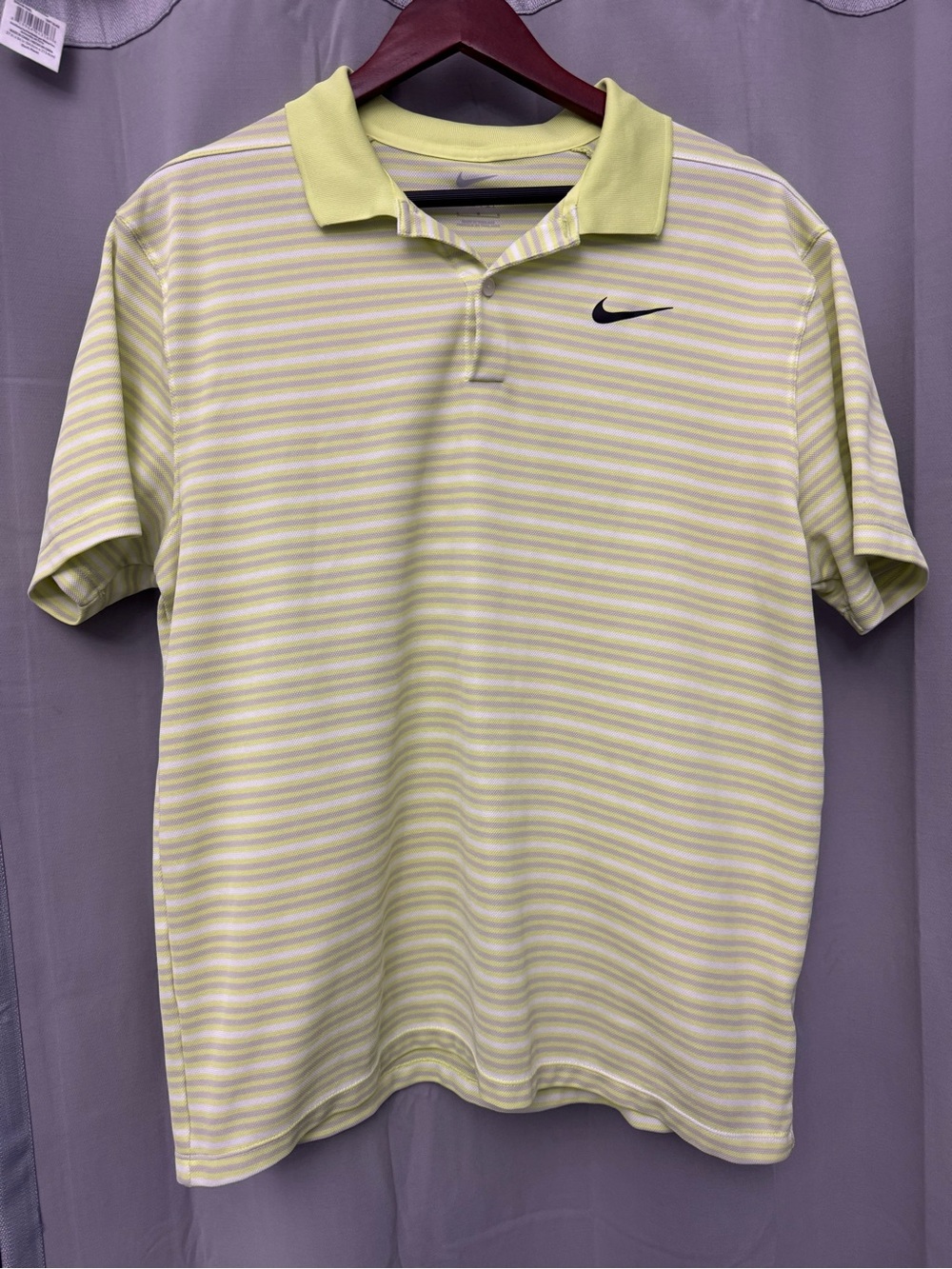 Nike Mens Dri Fit Polo - size Large
